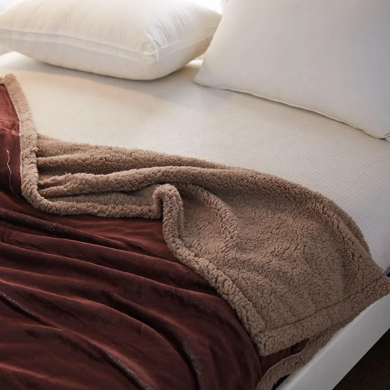 Wholesale Sofa Cute Animal Blanket Fleece Double Thickened Home Office Nap Sherpa Blankets