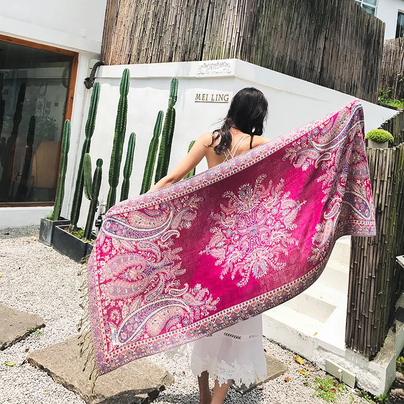 Luxury Quality Elegant Ladies Paisley Kashmiri Pashmina Scarf Soft Jacquard Tassel Fringed Shawl Pashmina Shawl for Women