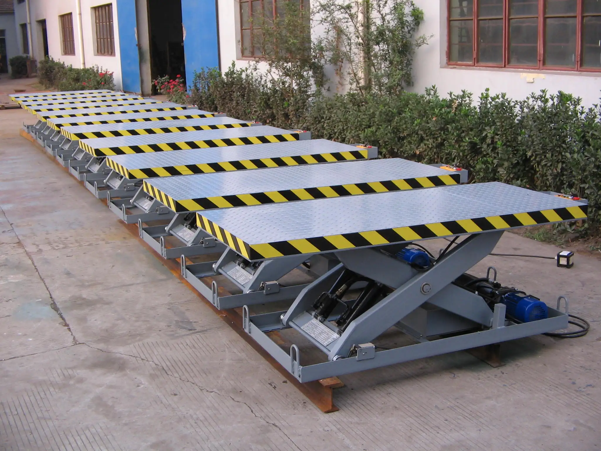 
High quality stationary type hydrolic lift cargo lifts electric scissors cargo lifts 
