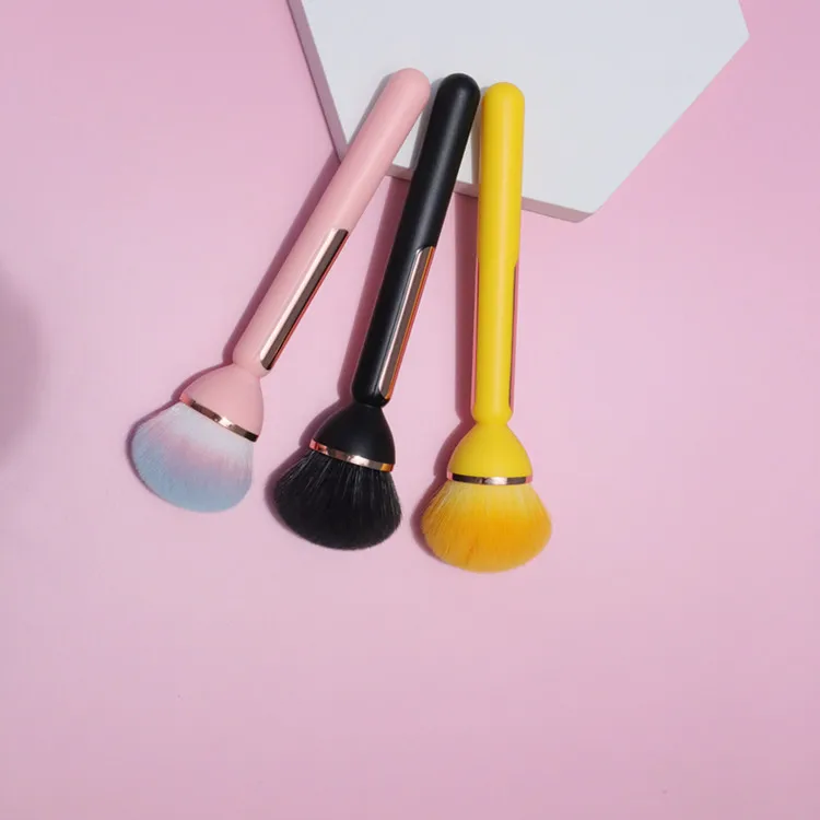 Blush brush (11).jpg