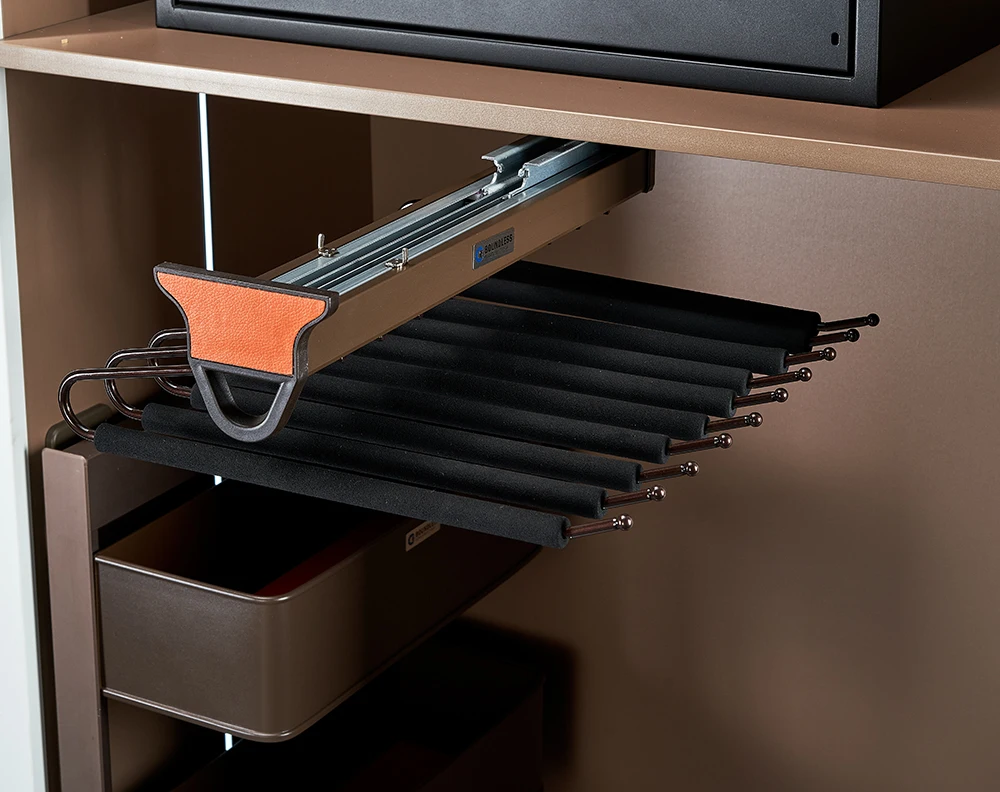 Popular Top Mounted Pants Rack Trousers Hanger for wardrobe storage