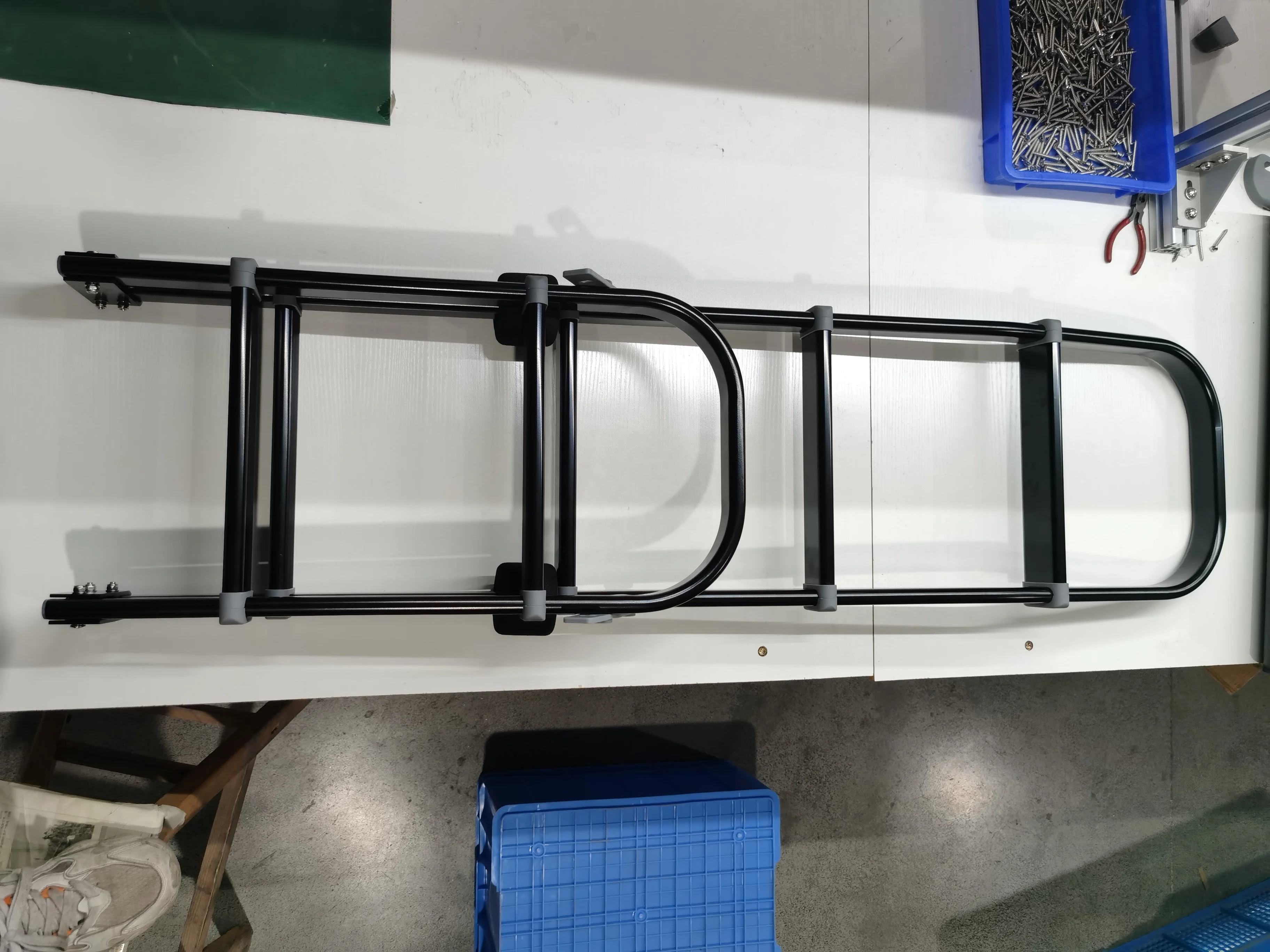HEYRV High Quality RV Accessories Black kit Towing External Ladder Aluminum Alloy Ladder Caravan Car Folding Rear Ladder