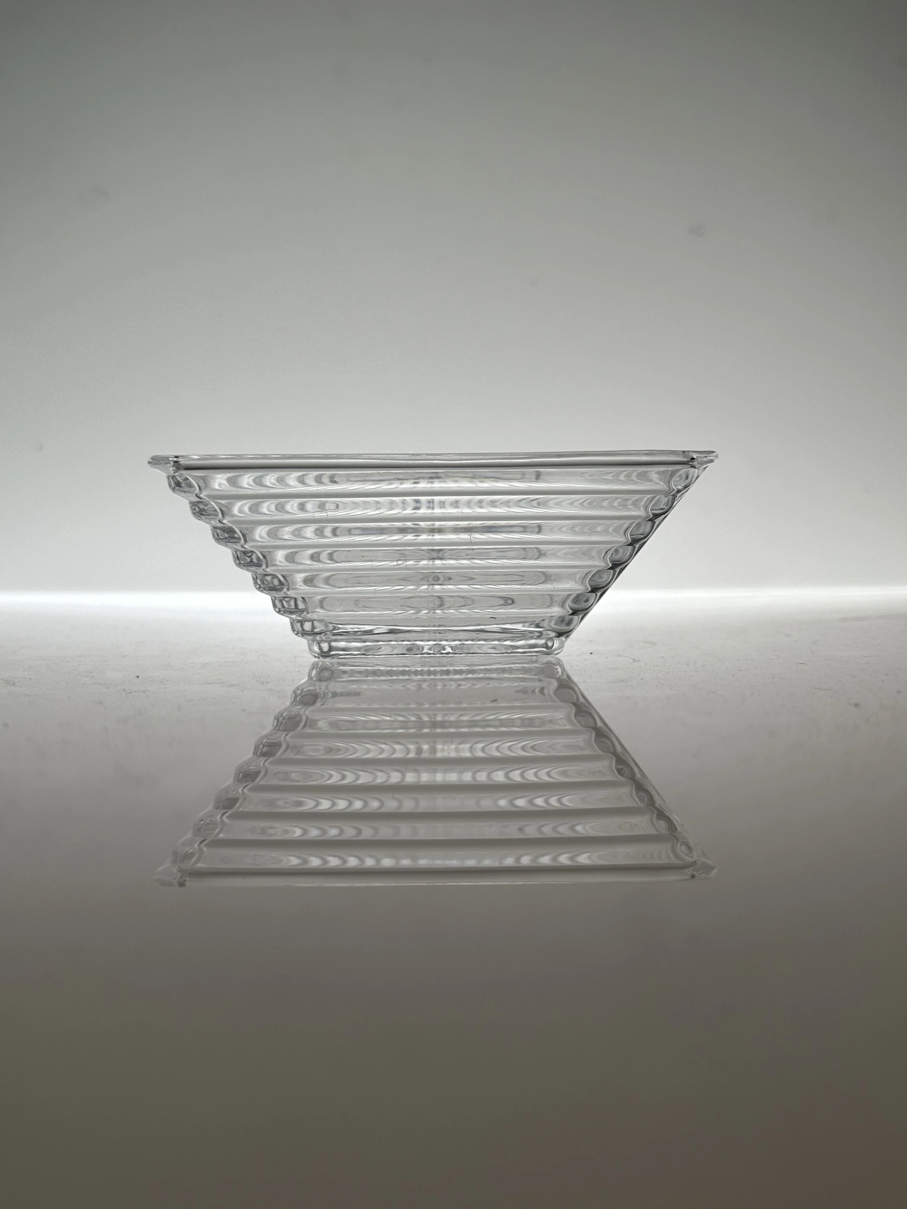 New Modern Candy Box  Patterned Multifunctional Clear Candy Ice Cream Salad Dessert Crystal Glass Bowl