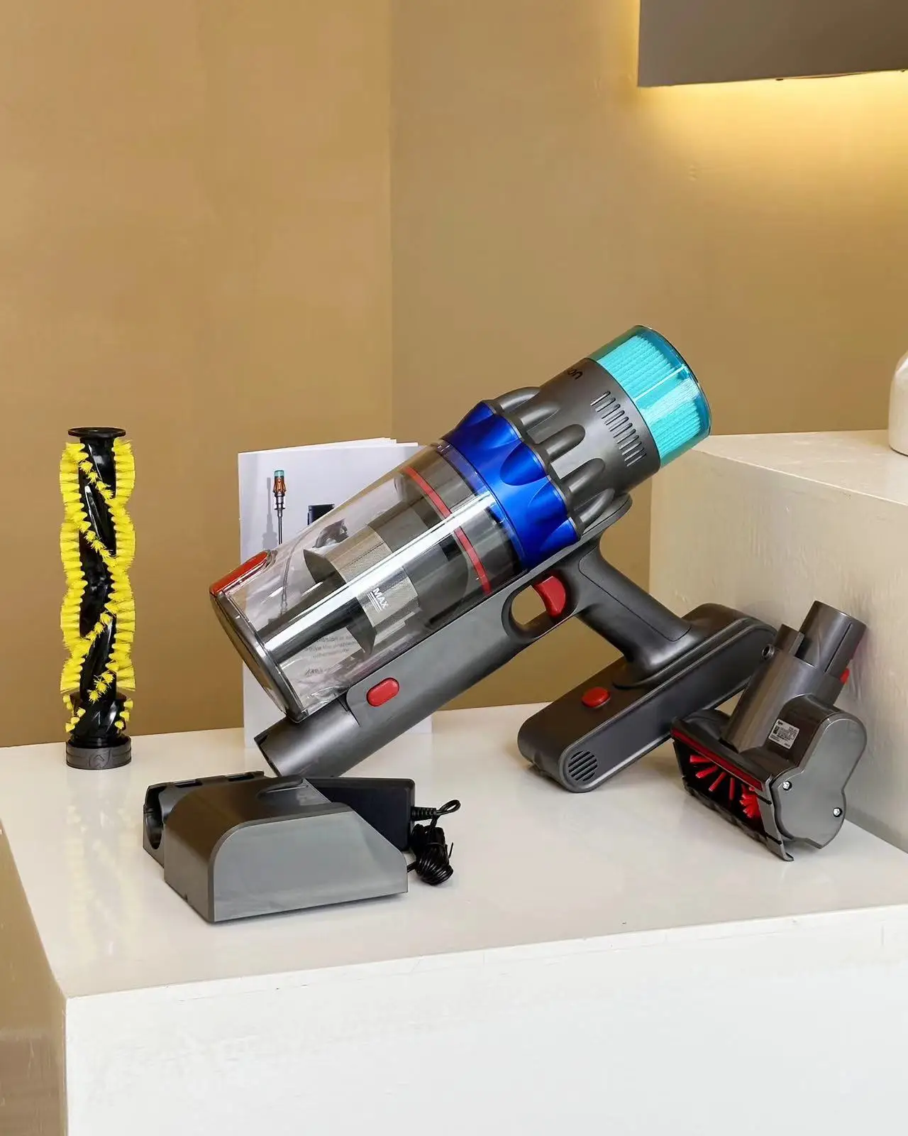 Factory Price Hot Selling New Dysons V15 Detect Cordless Stick Vacuum Cleaner With Strong Motor For Housework