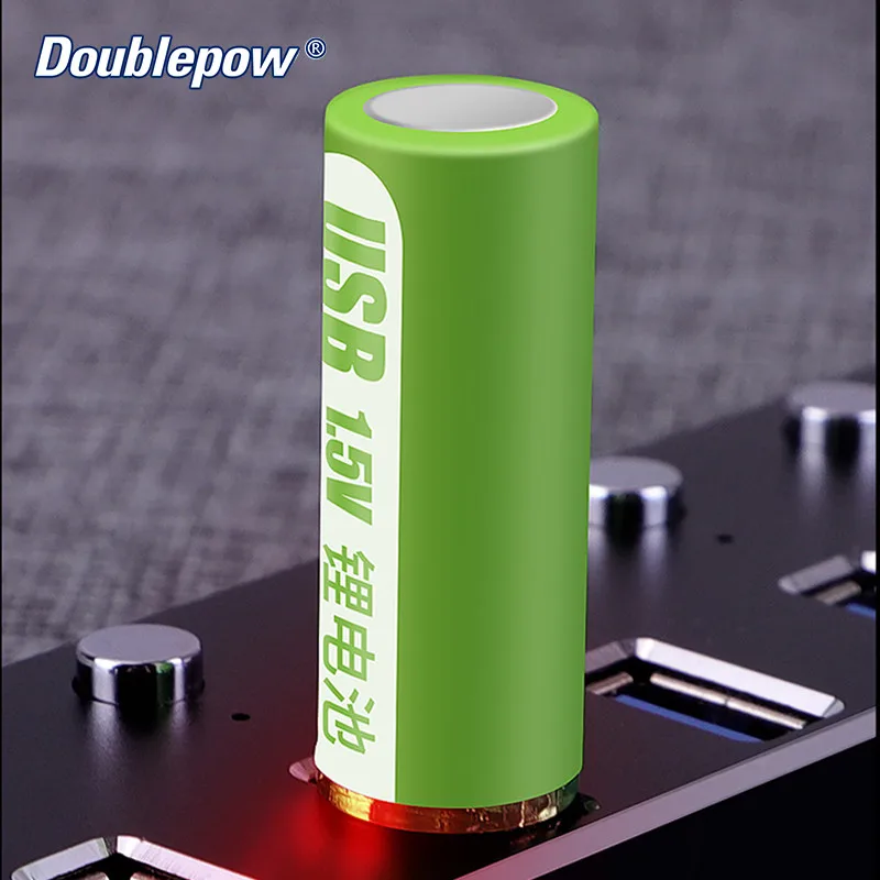Low Self-Discharge 1.5V 1800mWh USB Battery Rechargeable AA Battery