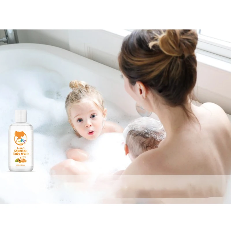 
 Curlymommy, длительный аромат, мягкий и не раздражающий кожу, стирает чистые пятна, не повреждая кожу  