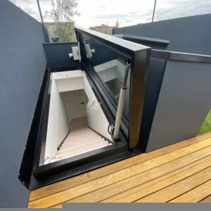 Aluminium Frame  Vertical  Opening Roof Hatch with Domed Skylight which Using Hidden Motors