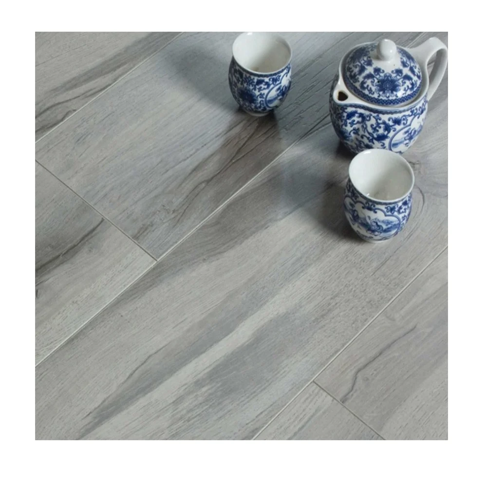 Popular Design Grey Smooth HDF Nature Core Water Resistant Laminate Flooring