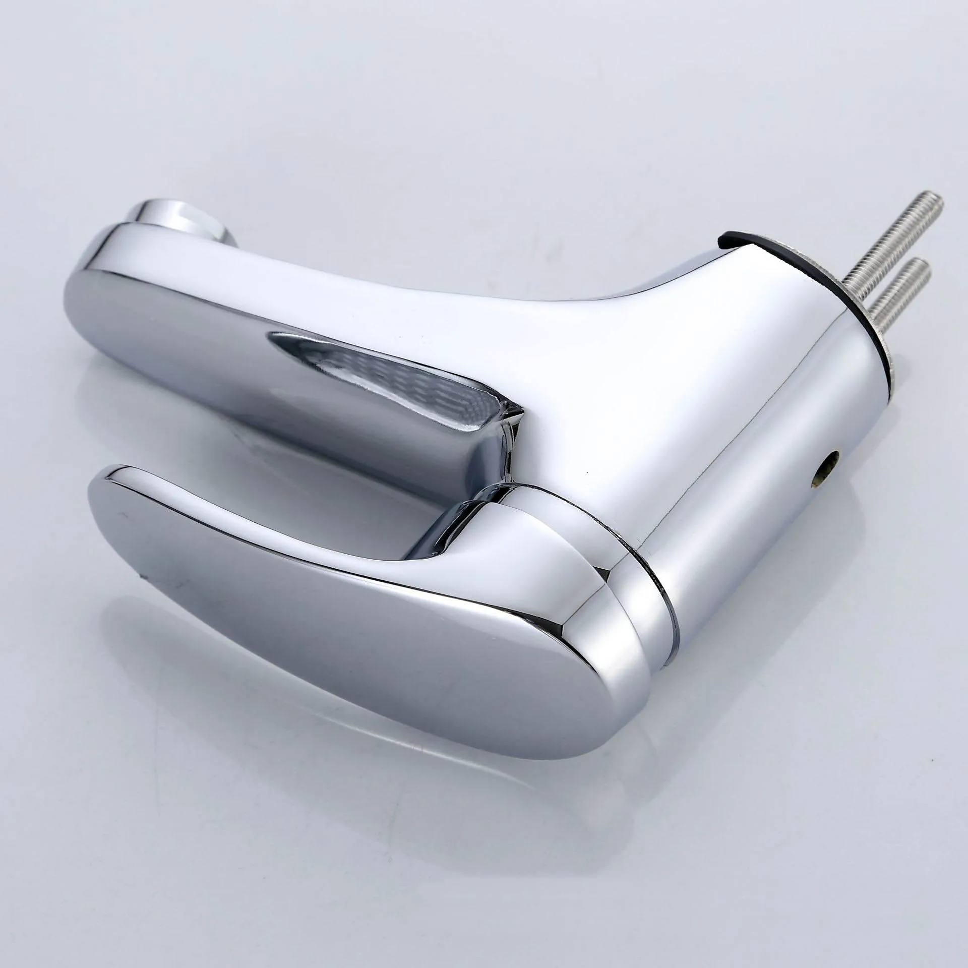 Economical European Style Brass Bathroom Faucet Single Handle Chrome Mixer Basin Faucet With Lift Rod Drain Stopper