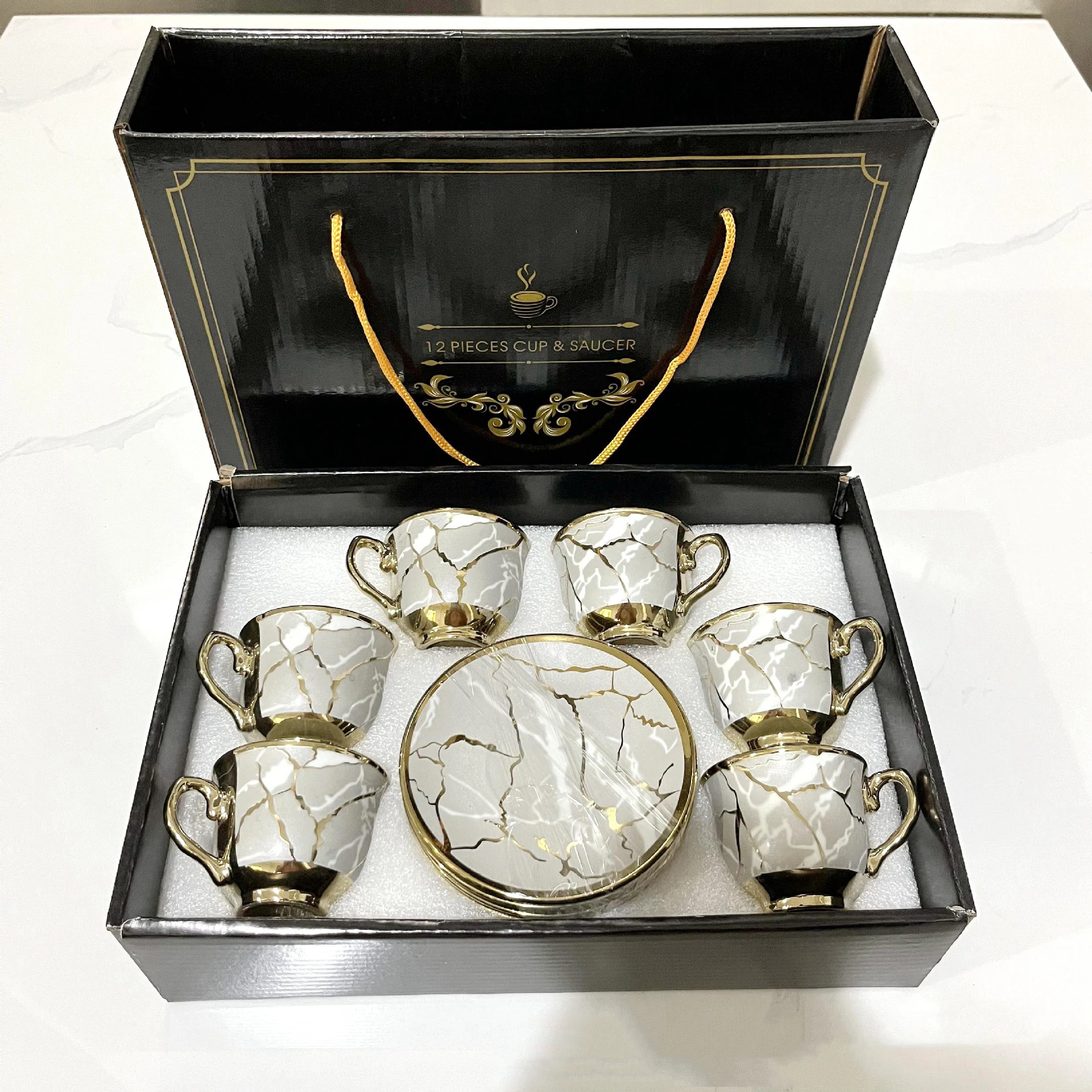 Factory directly High quality 6 sets Luxury Ceramic Fine Porcelain Tea Coffee mugs and Saucers Gift Sets