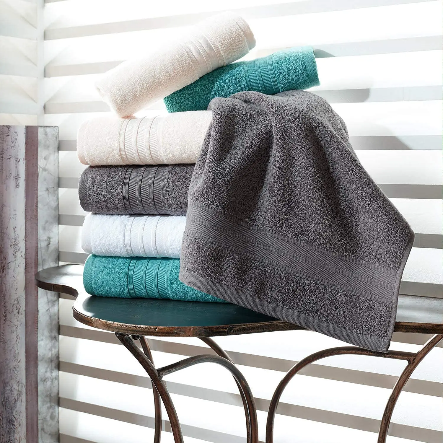 Private Label 100% Cotton Black White Bath Towel Custom Logo Face Towels Luxury Bath Sheet Set