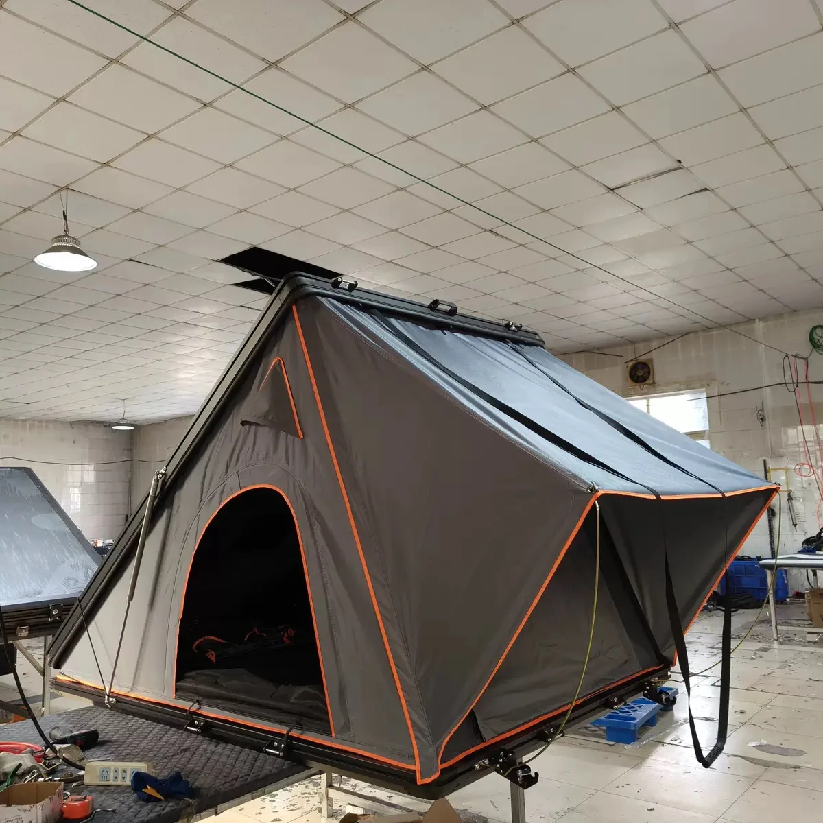 Arcadia 4x4 Aluminum Alloy Folding triangle Roof Top Tent Rooftop Tent Hard Shell For Car