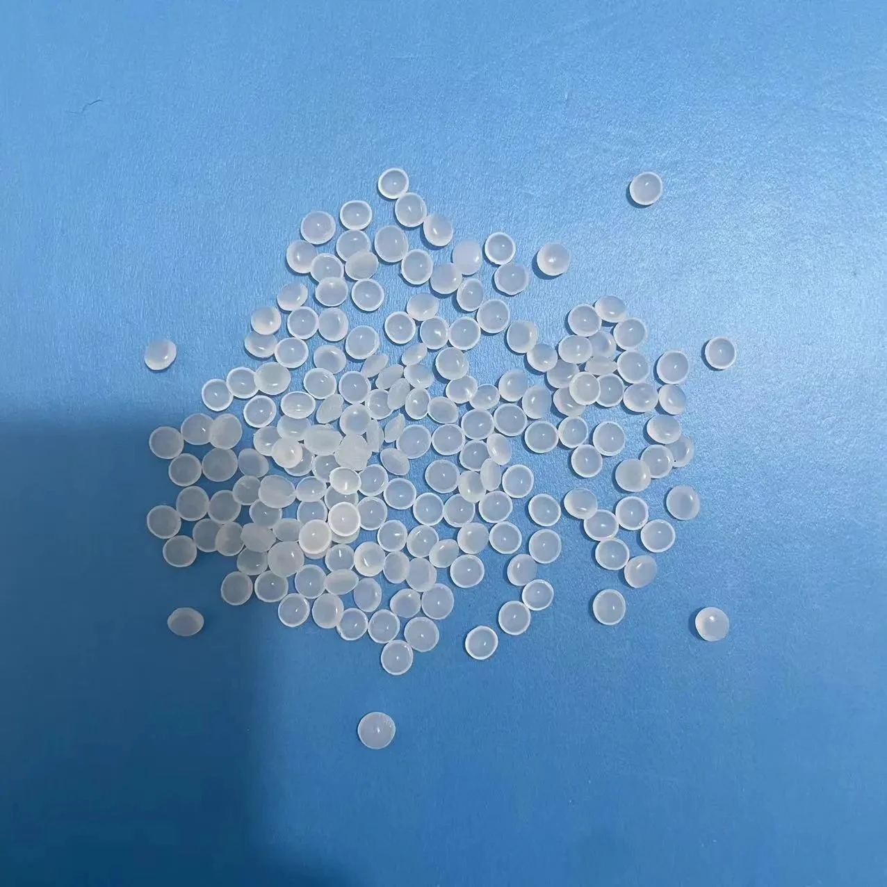 Ildpe granules /PE plastic raw material LLDPE DFDA-7144 plastic raw material  pipe grade ductile resin granules