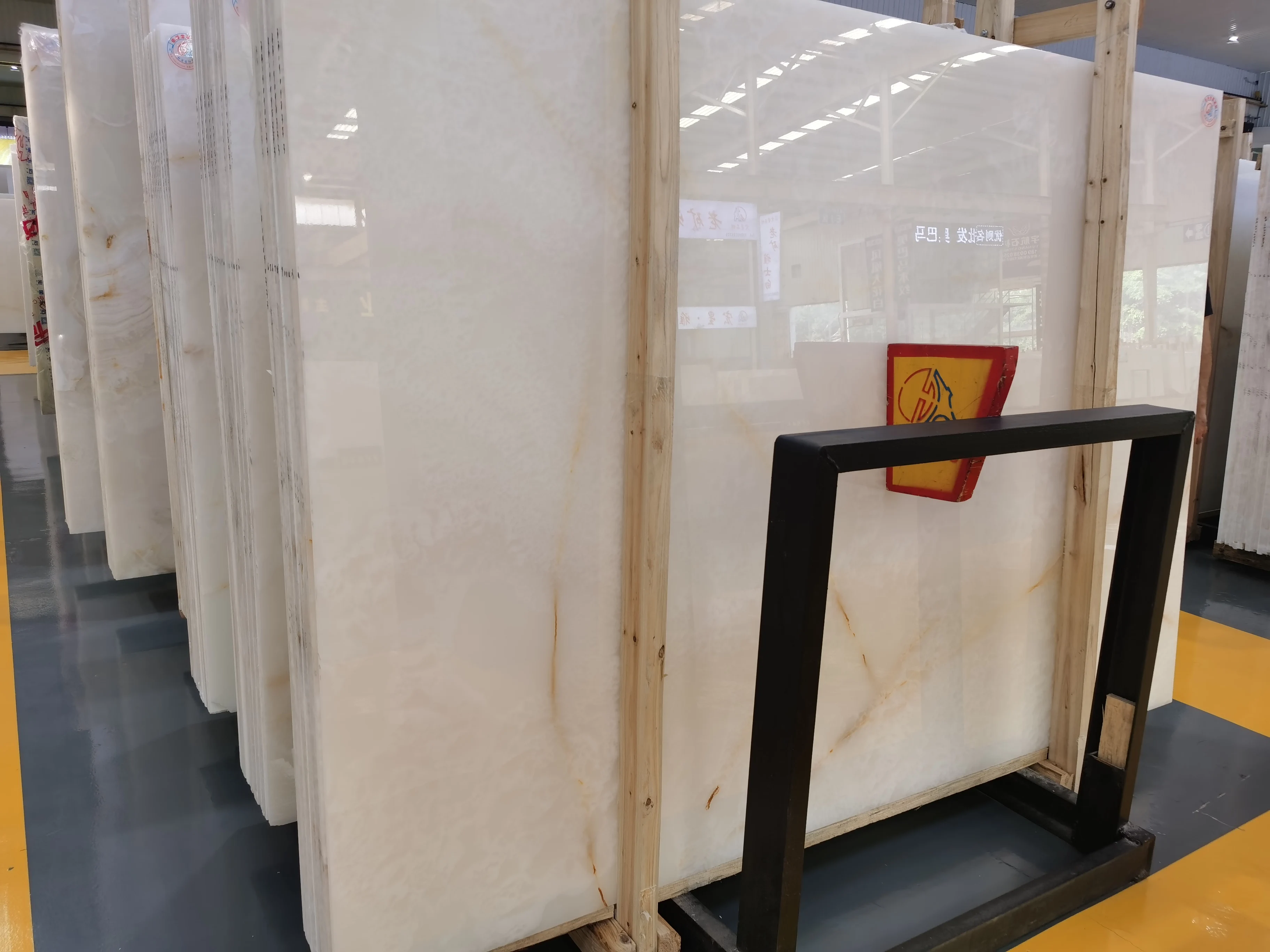 Hot Selling Afghan White Onyx Natural Onyx For Wall Panel