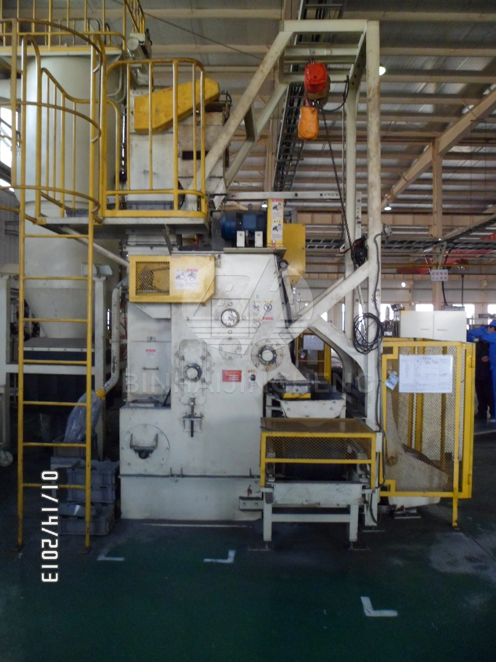 Пескоструйный шкаф с системой пылесборника