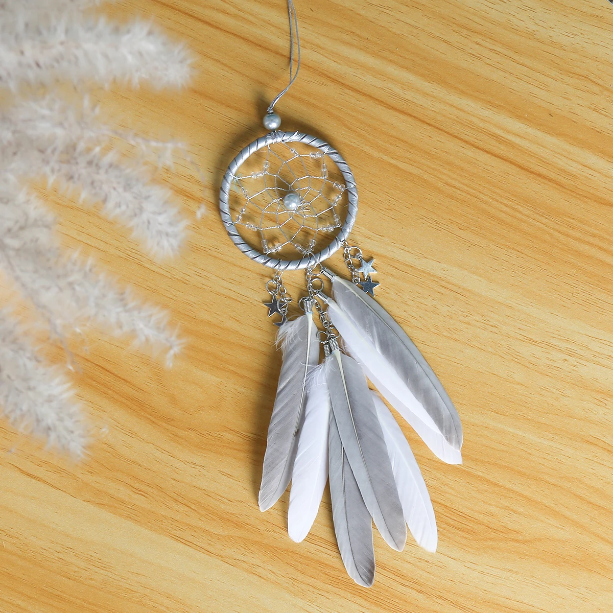 Small Feathered Dream Catcher Ornament Macrame Art Decor Car Decoration Wall Hanging for Girls Star Pendant Dream Catcher