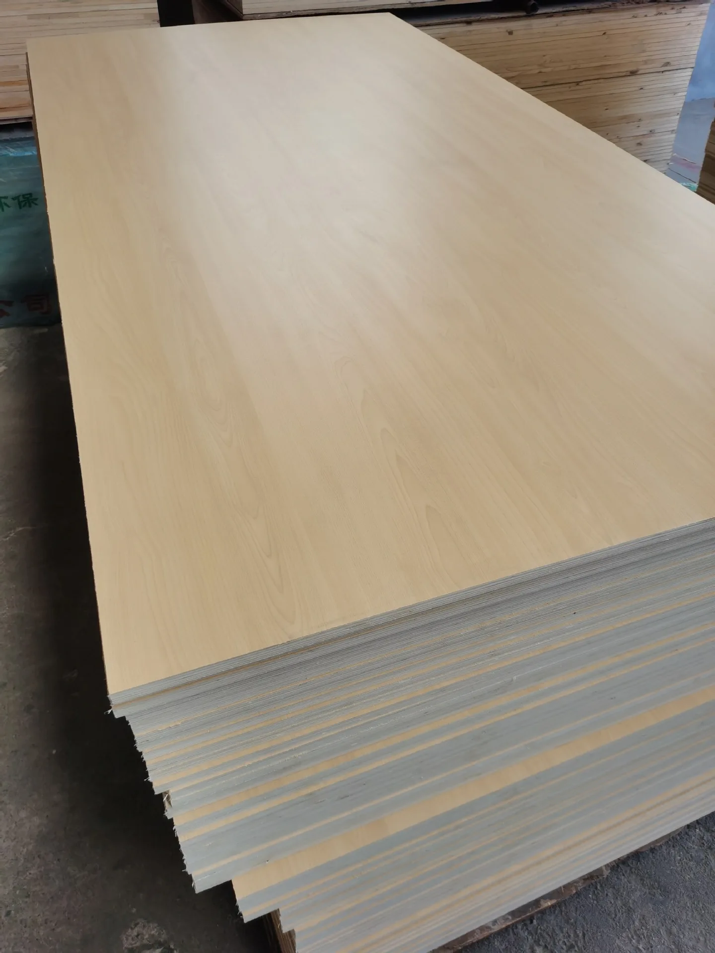 Melamine Multilayer Sandwich Lumber Fsc Certification Eco Friendly E0 E1 Melamine Plywood Board Furniture Decoration