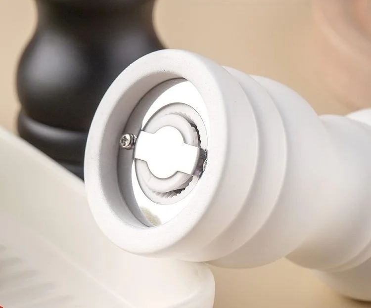 4-Inch Solid Wood Manual Pepper Grinder Black Chinese Prickly Ash Freshly Ground Kitchen PU Baking Varnish Mill Ceramic Core