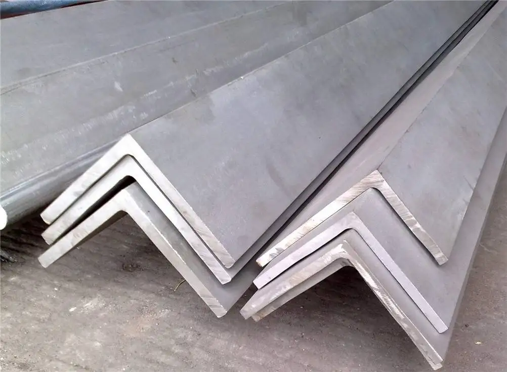 
china manufacture low price angle steel 