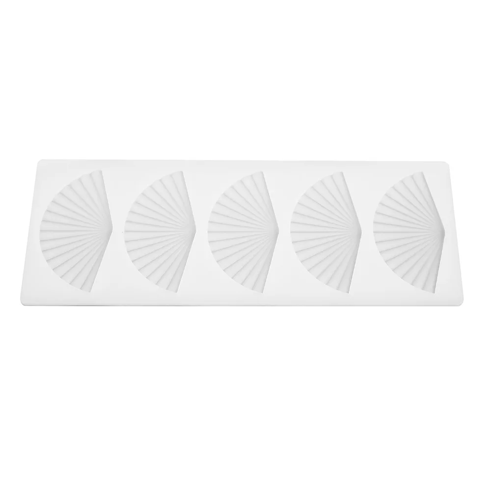 Hot Sale Silicone chocolate plug-in mold DIY all kinds of shapes triangle circle five-pointed star love cake mould