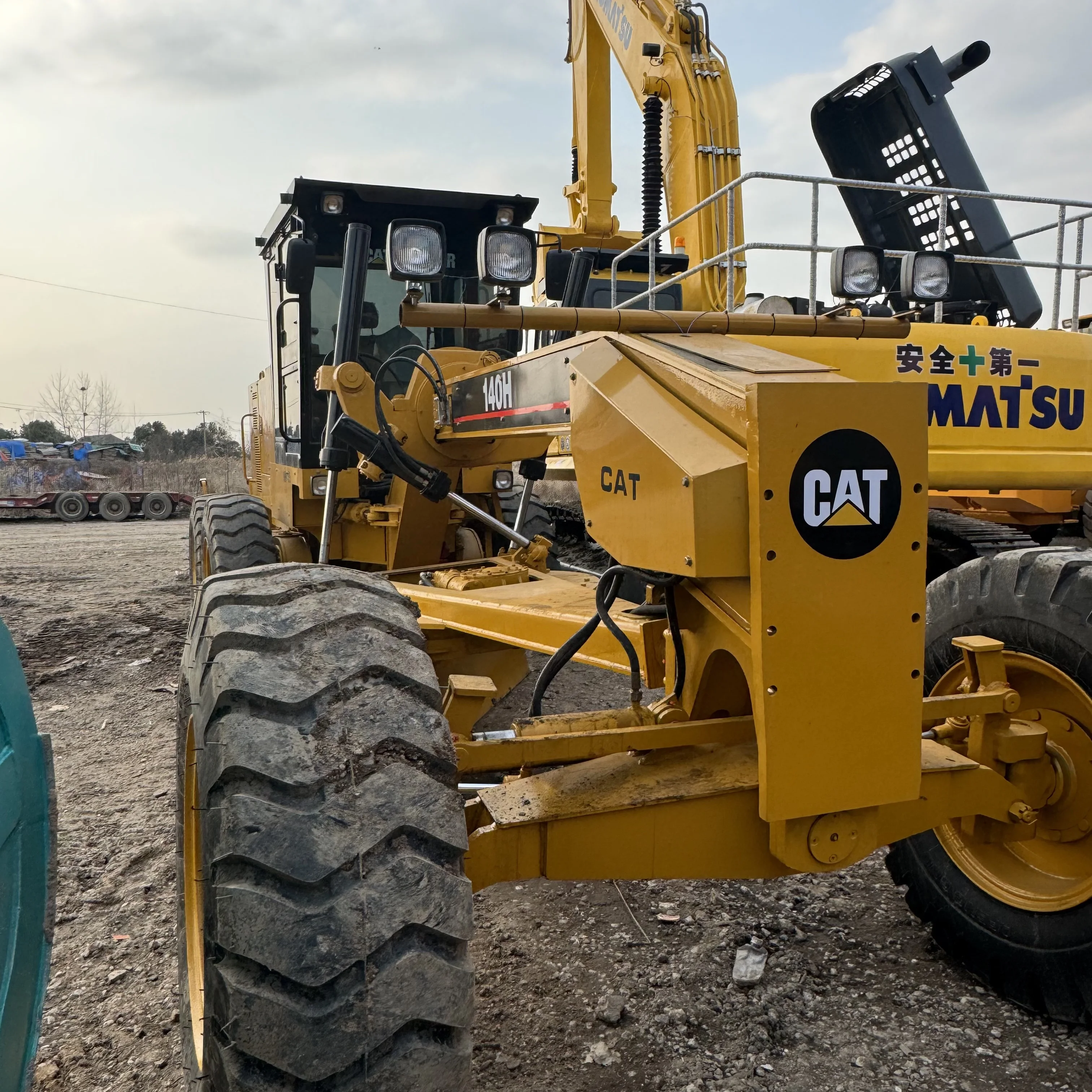 Secondhand CAT good quality 140h motor grader used cheap caterpillar 140G 140K 140 motor grader for sale