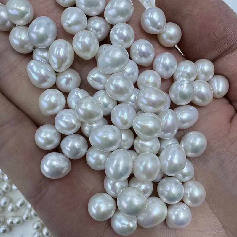 top quality natural akoya pearls,oval/drop shape,very cute,high luster,clean shining surface