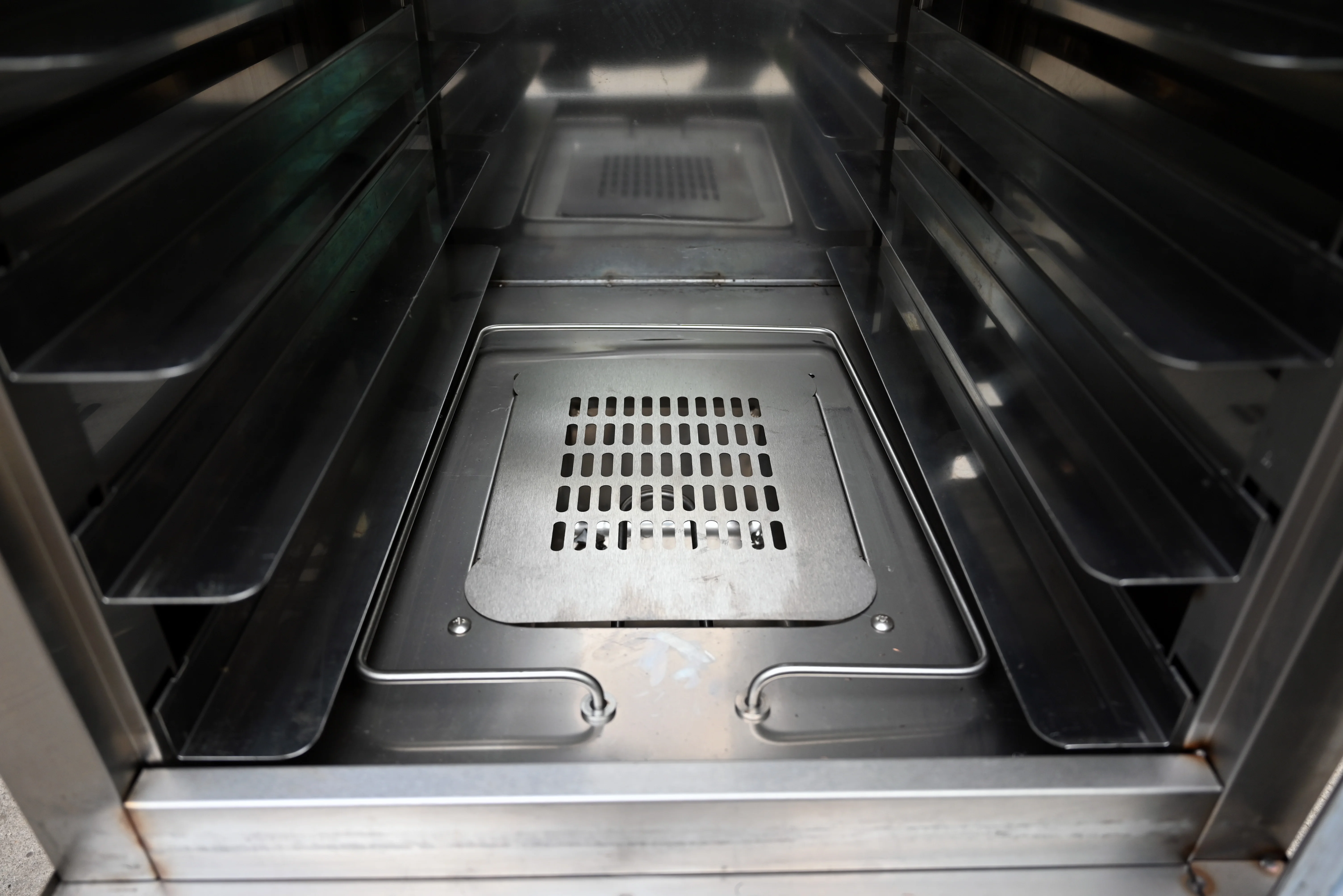 Factory price professional custom new design bakery electric baking proofer with humidifier