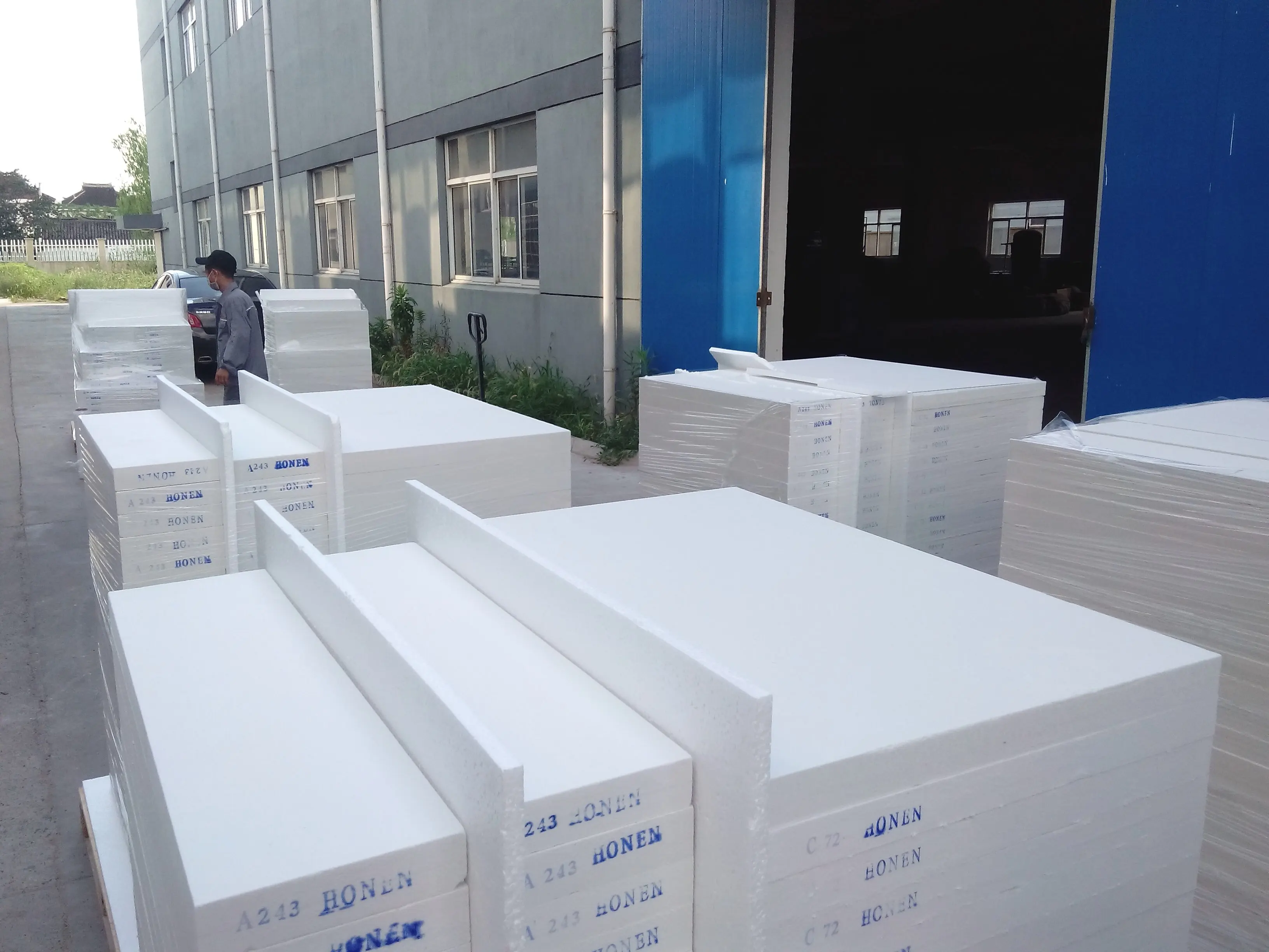 Manufacturers Directly Supply High Quality Alumina Ceramic Fiber Board