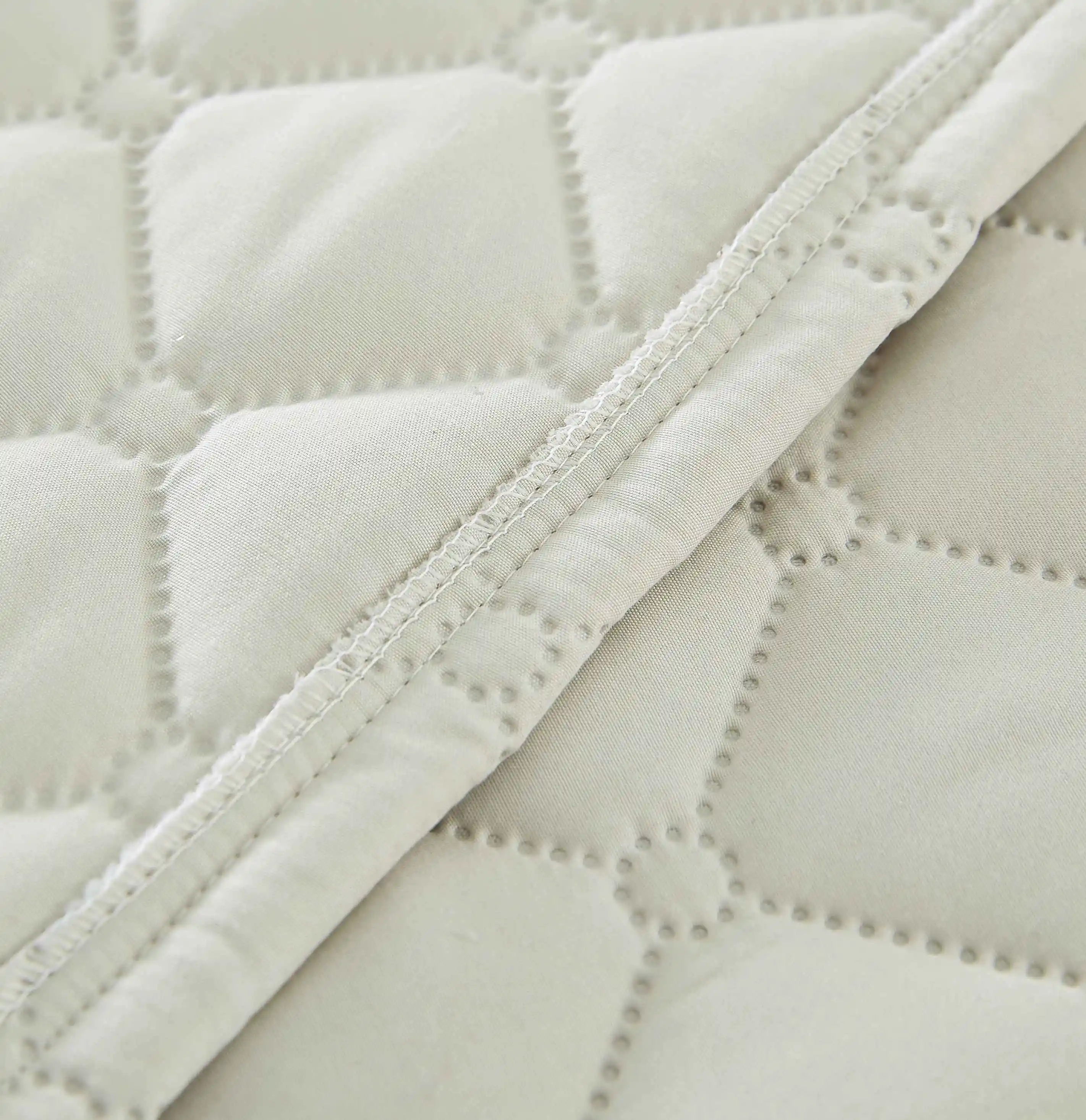 100% Polyester Warm printed  cotton hotel  Quilted Bedspread