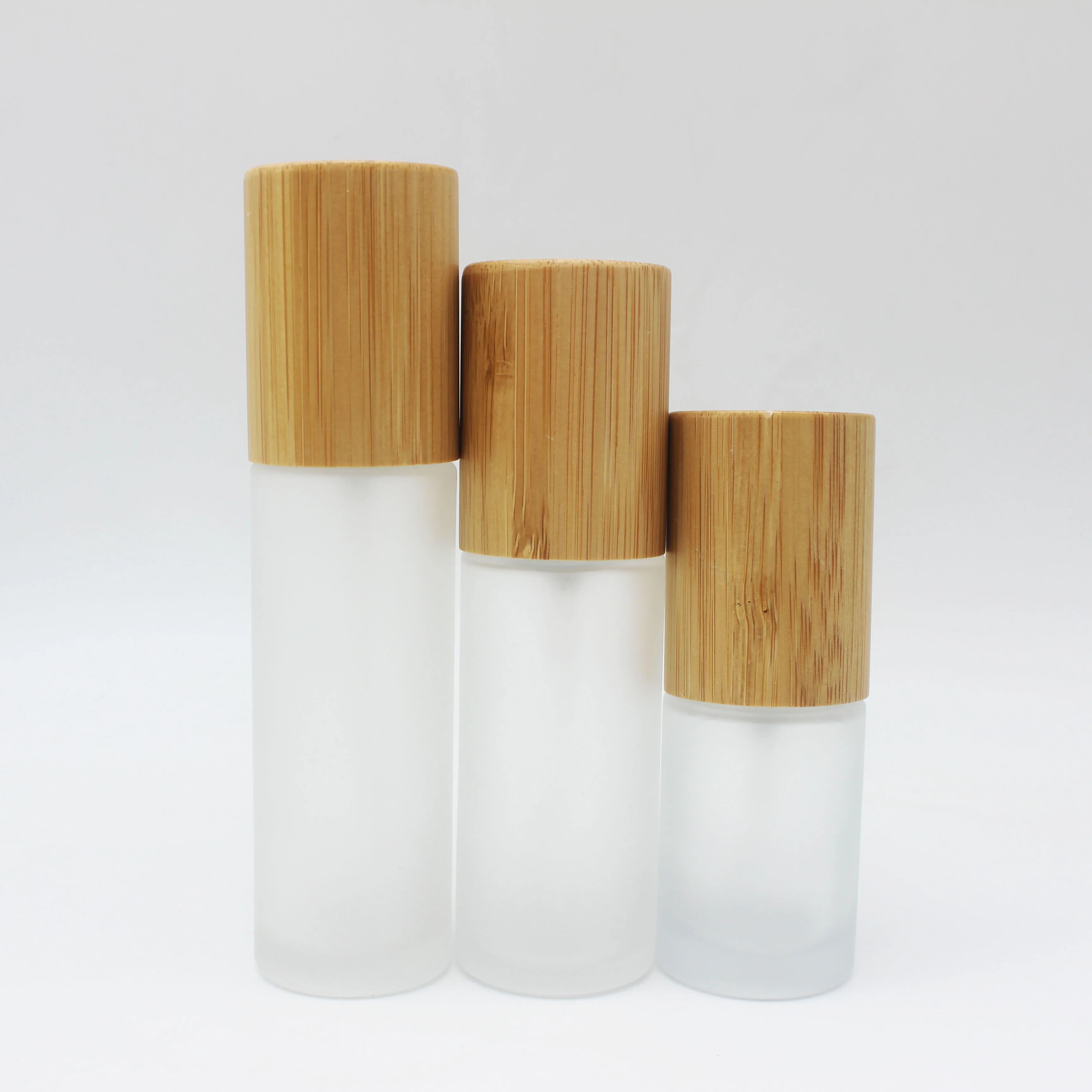 frosted glass cream bottle 30ml 50ml 100ml 120ml flat shoulder lotion serum bottle with bamboo pump lid BFB-011Z