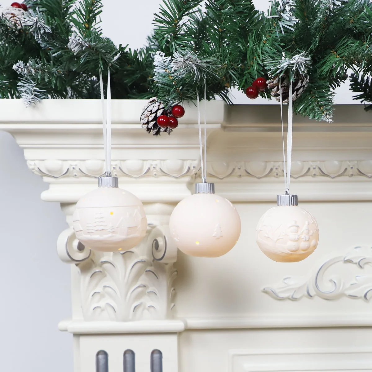 Christmas Ceramic Indoor Ornaments Christmas Holiday Santa Claus Decor For Home