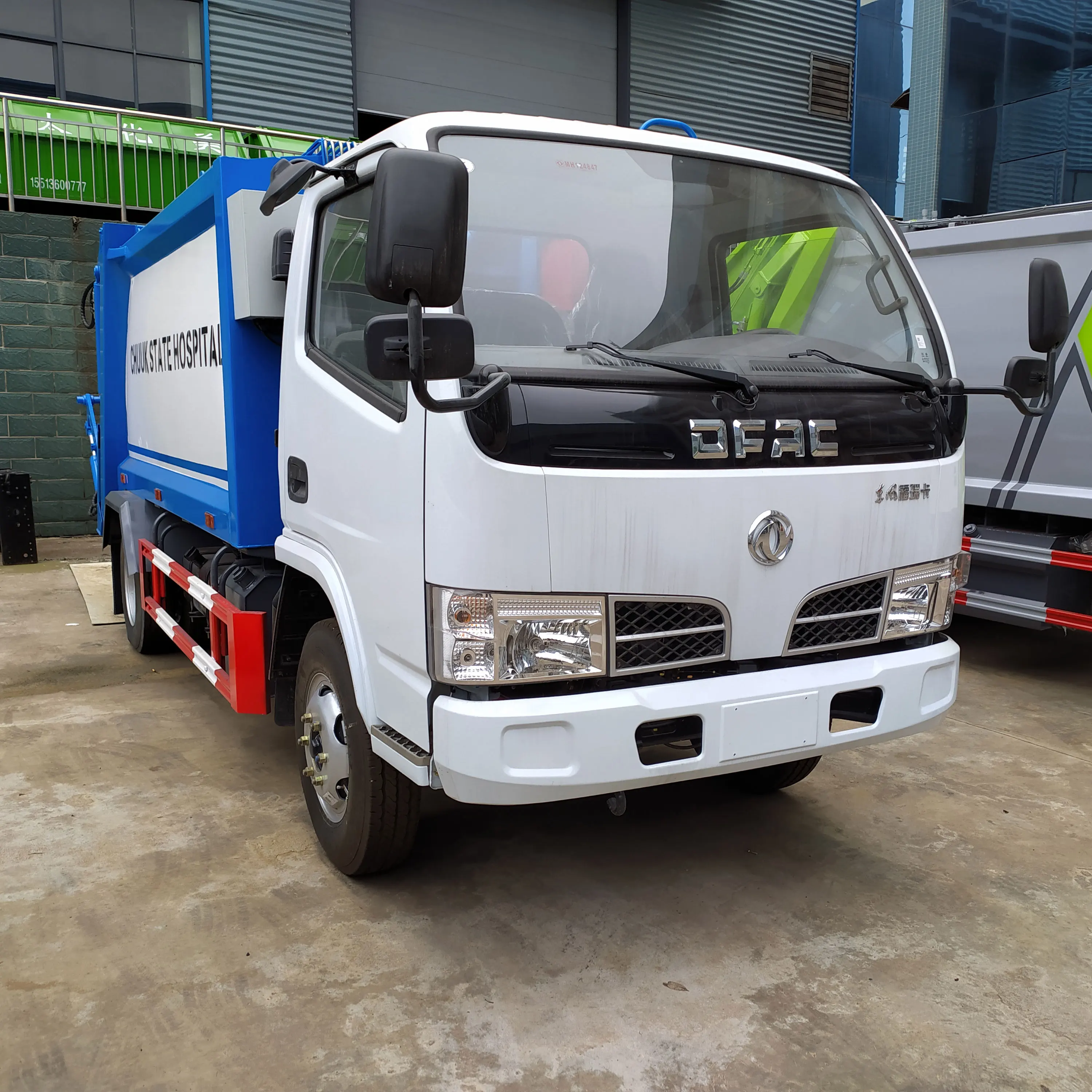 dongfeng 4*2 6 cubic meters compactor garbage truck for sale garbage compactor truck