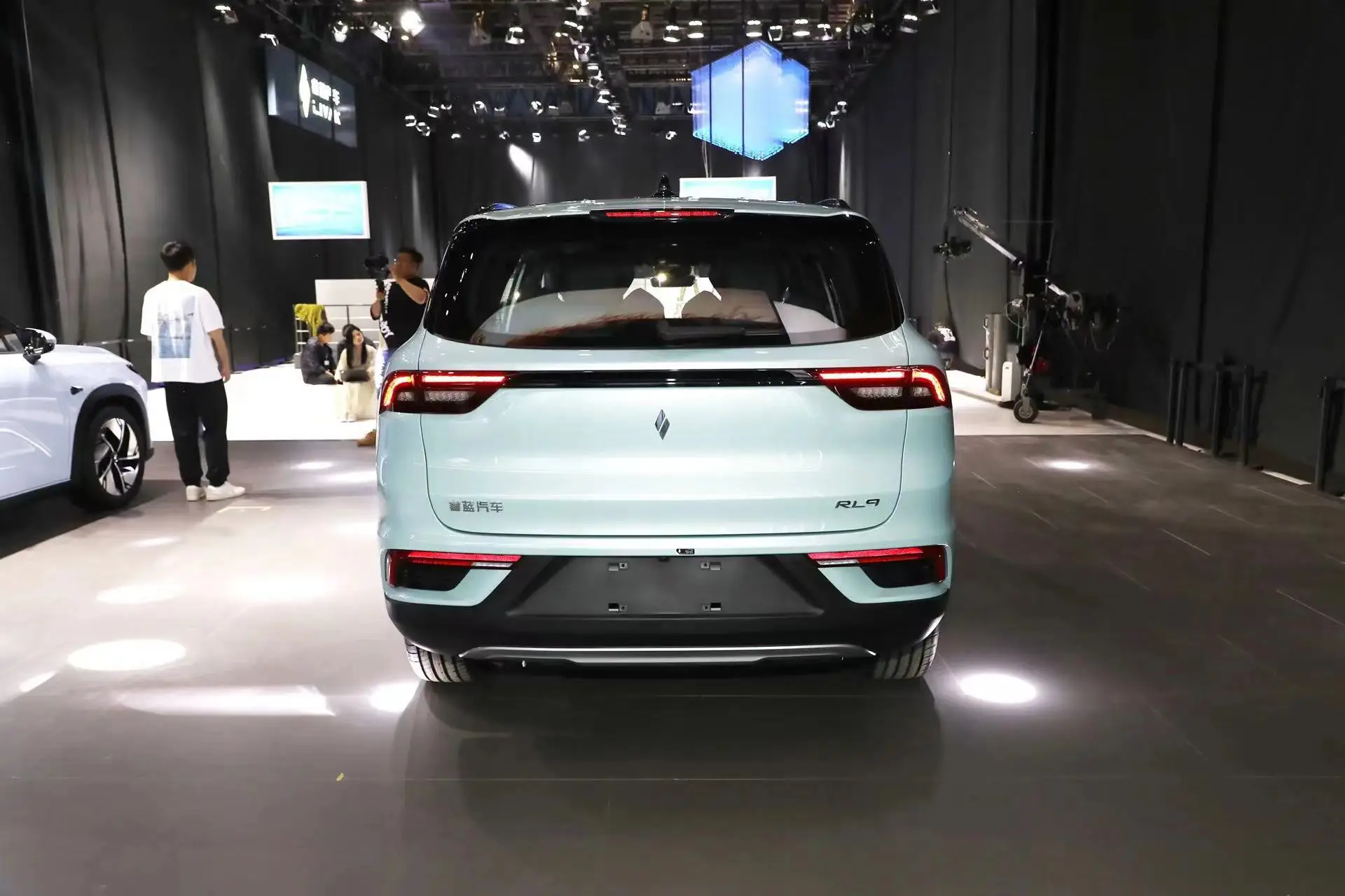 Geely ruilan 9 среднего размера дизайн интерьера 0 5 часов функция быстрой зарядки cltc 380 Км Новый Электрический морской внедорожник