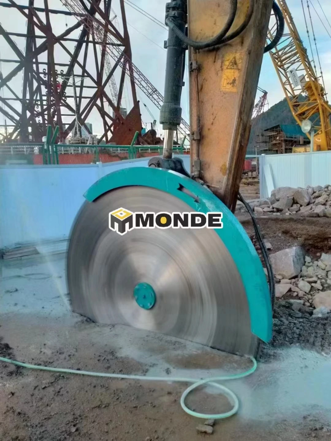MONDE Excavator Rock Saws Designed for Cutting Hard Rock Sandstone and Concrete