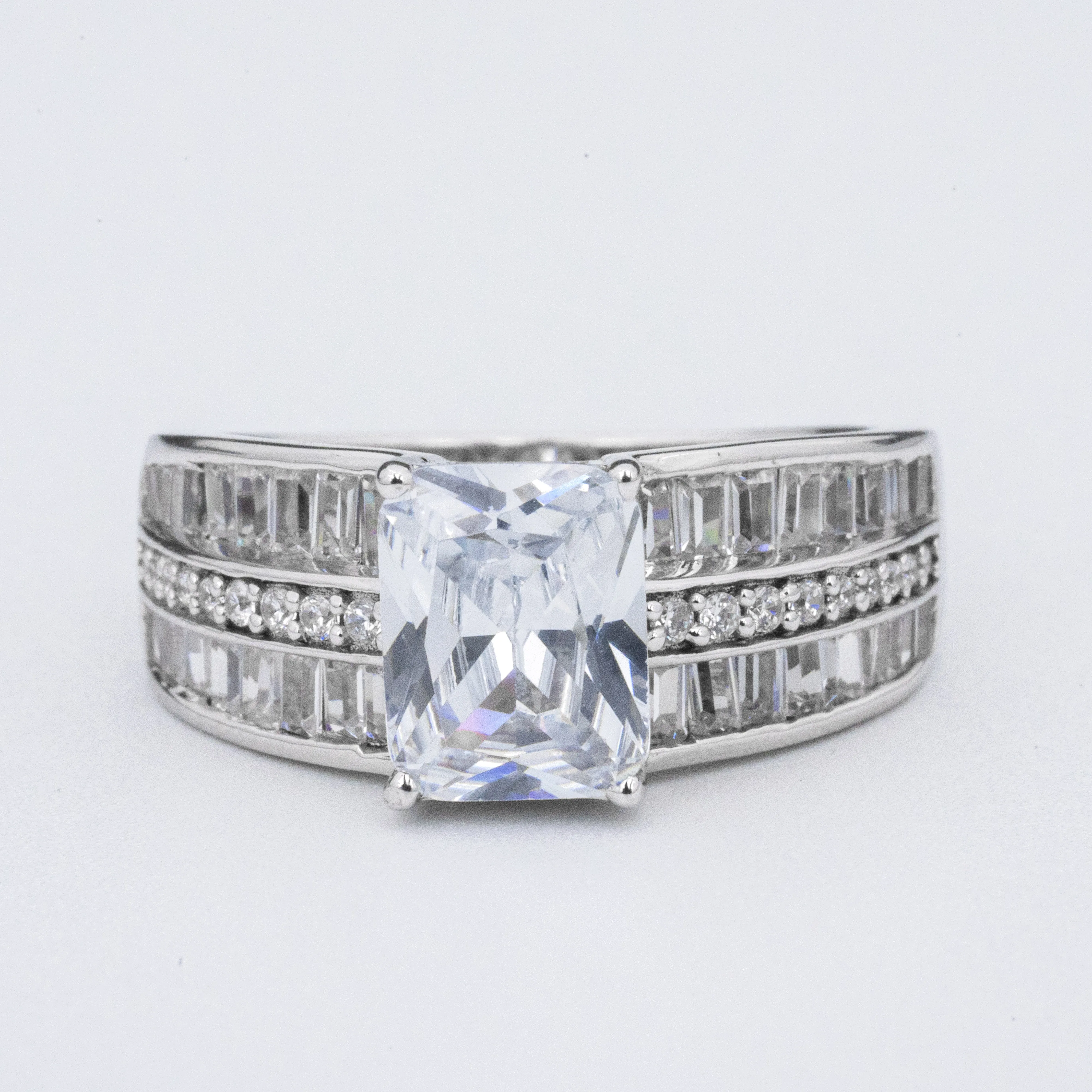 Captivating Brilliance at Affordable Prices Lab Grown Diamond Rings 18k Plated Artificial Diamond Ring