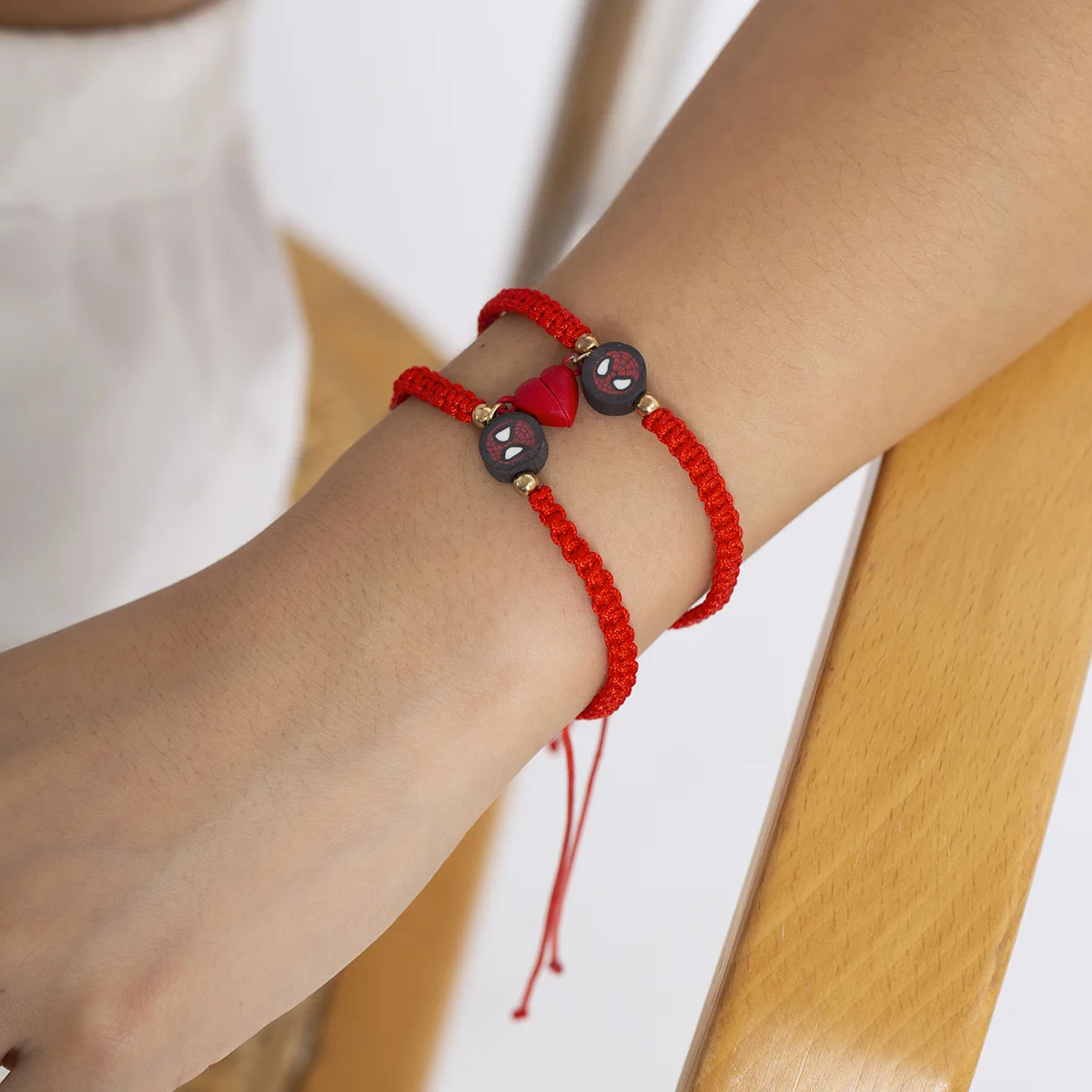 Customization Minimalist Simple Handmade Polymer Ceramic Red Rope Spider Magnetic Iron Adjustable Bracelet For Couple