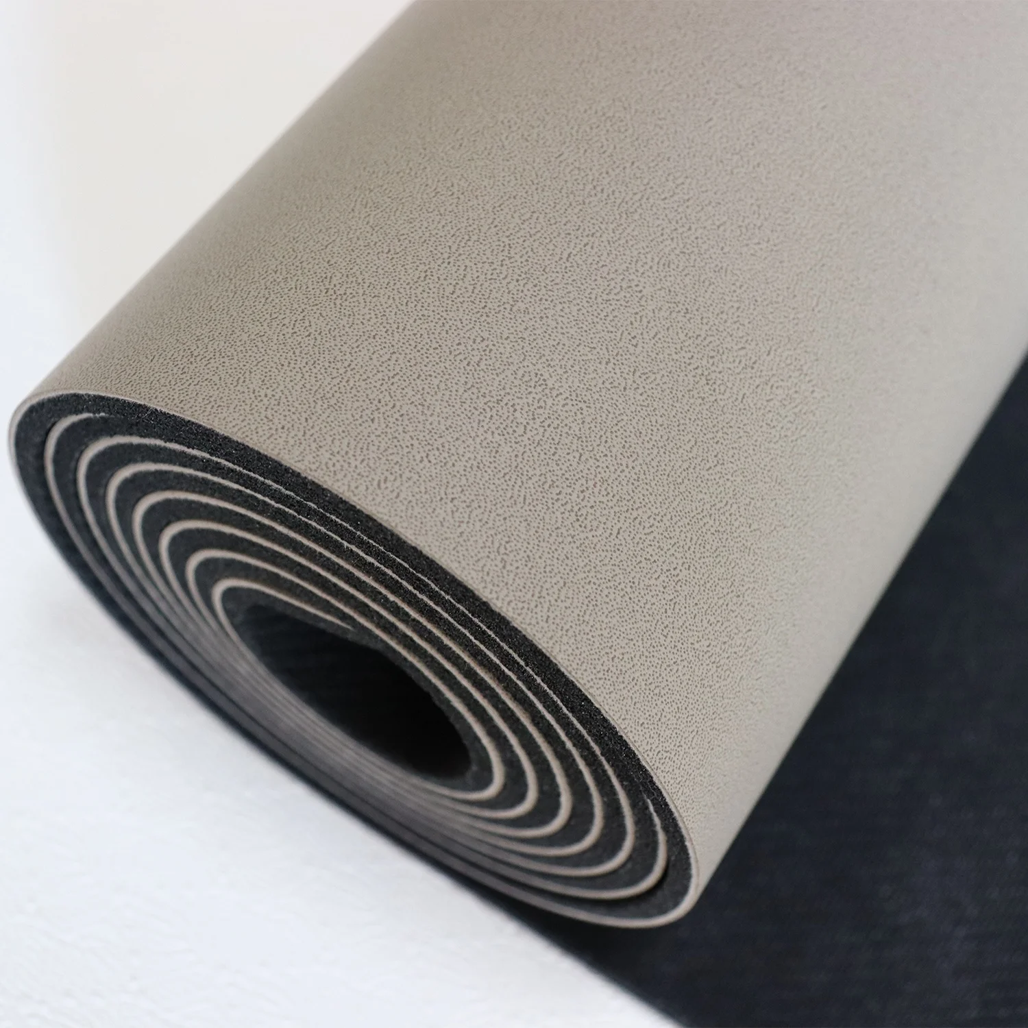 Light Weight Durable Yoga Pilates Anti Wrinkled Luxury High End 4MM/5MM Wear Resisting Matte Natural Rubber PU Yoga Mat