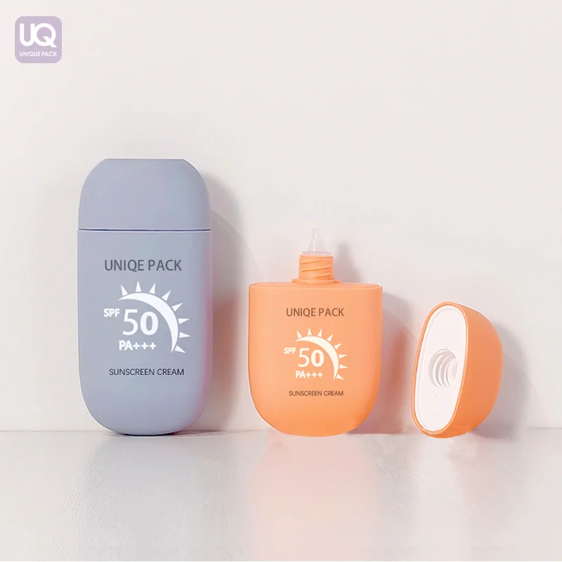 Customized cosmetic plastic squeeze flat sunblock bottle 50ml 30ml sunscreen packaging
