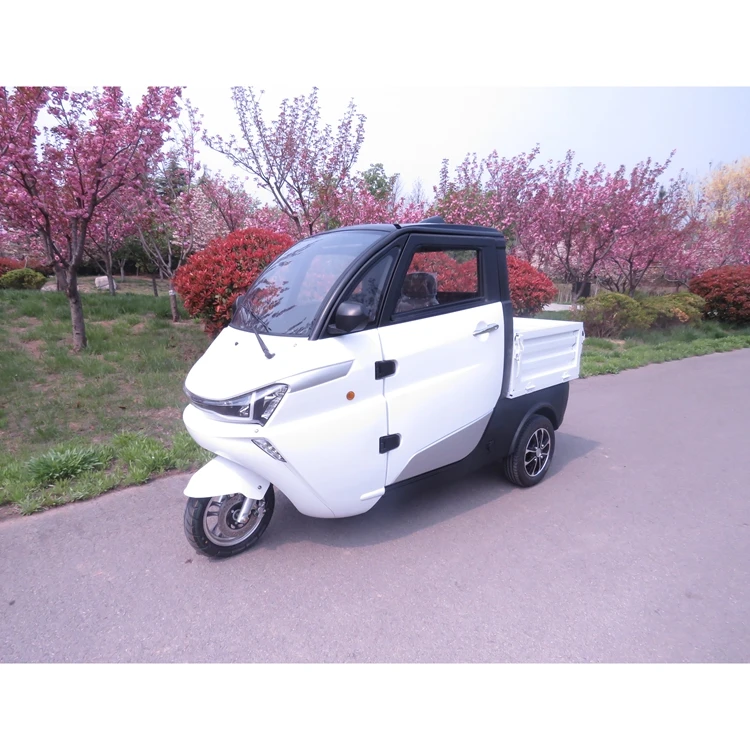 Инновационные пассажирские электрические трехколесные автомобили с сертификацией EEC для путешествий на коротких расстояниях