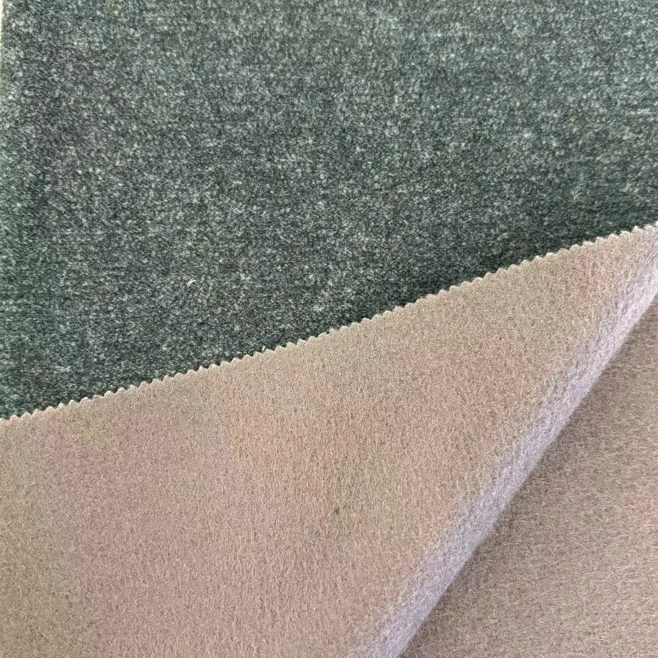 2024 New Luxury Sofa Fabric 100% Polyester Velvet Fabric for Sofa Cationic Milled Design