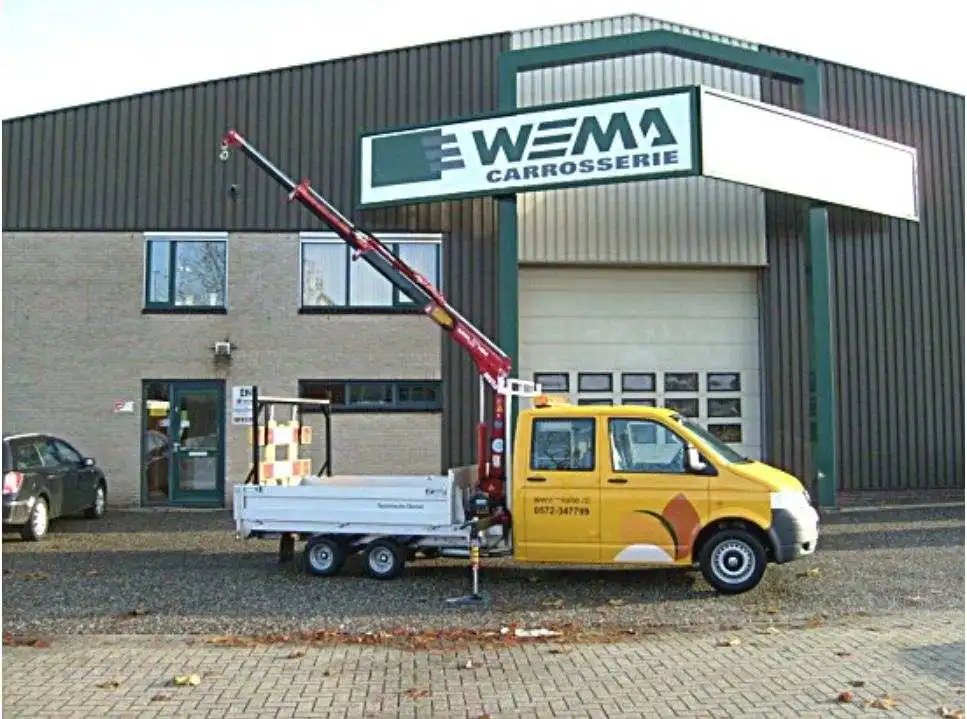 self propelled long arm boom crane loader lift lifting loading platform for truck trailer