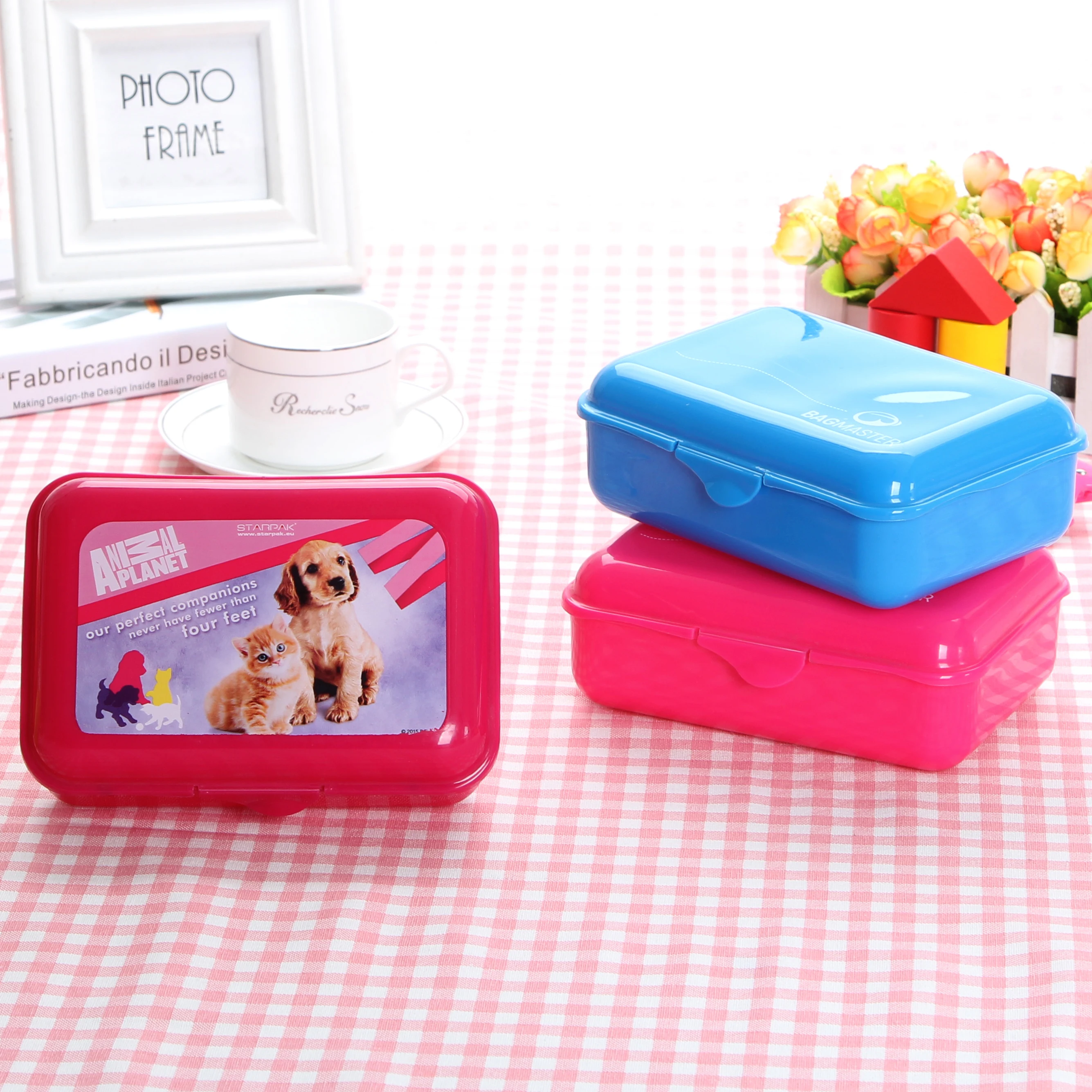 
Customized Easy Carry leakproof snack box children kids lunch box plastic 