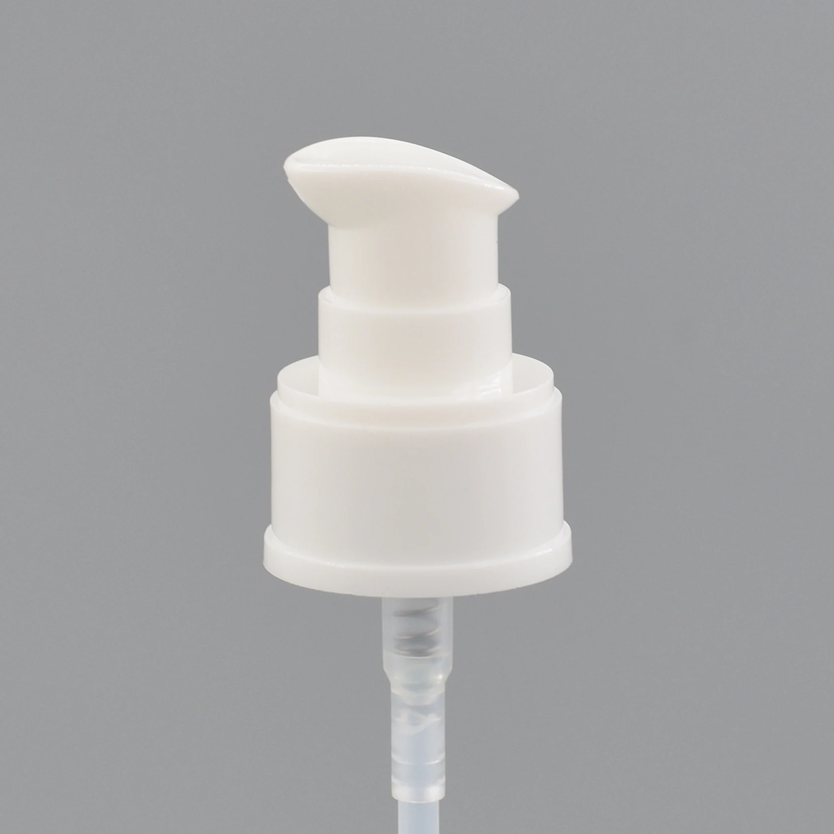 wholesale  OEM Colorful Cosmetic AS or PP Full Cover Plastic white smooth serum cream lotion 24/410 Treatment pump for bottles
