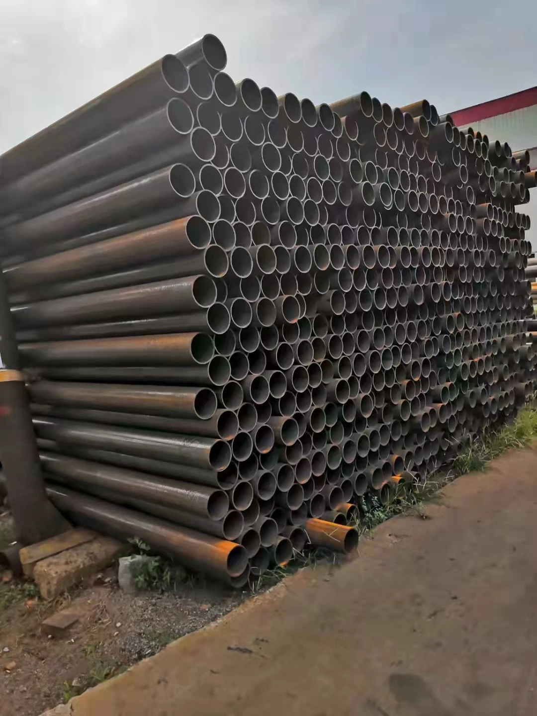 Asia Vietnam 60mm Diameter Seamless Steel Pipes Q345  Q195 Q215 Carbon Steel Seamless Pipe Tubes