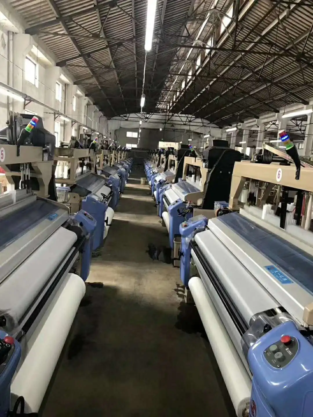 Water resistant Flame retardant fluorescence oxford fabric for rain jacket