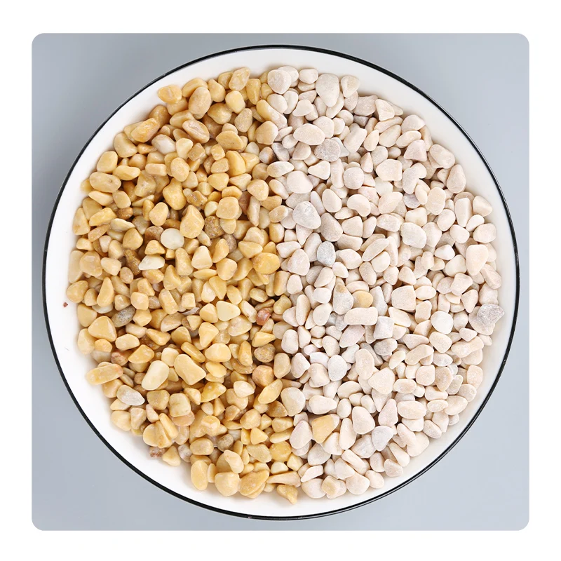 Hot Sale Natural Yellow Tumbled Gravel Rock River Stone Pebbles Cobbles Outdoor Garden Road Stone Paving Decorative Park
