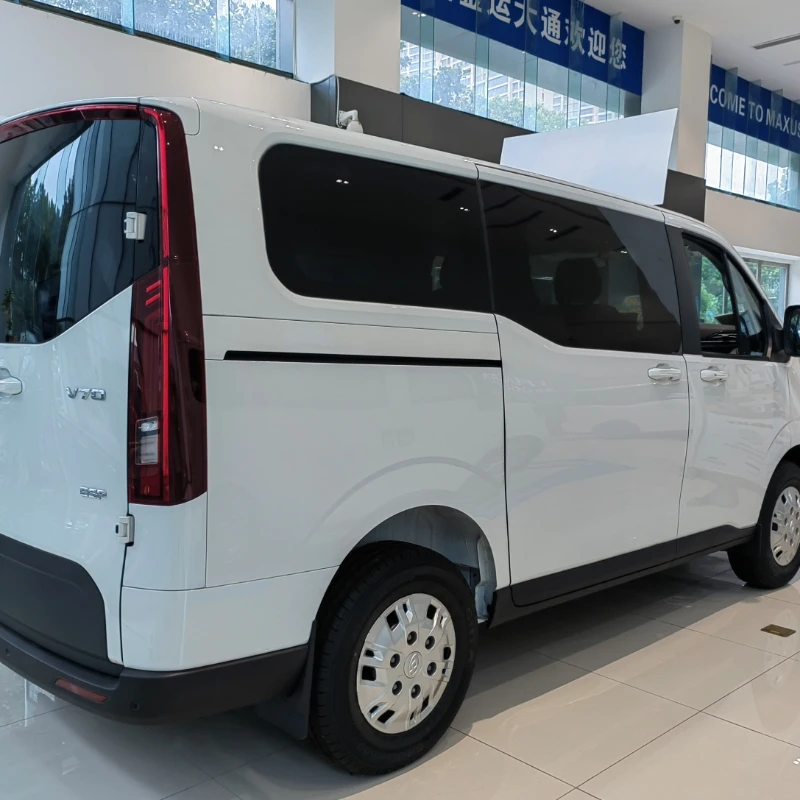 Saic Maxus компактный и красивый дизайн V70 2024 2 0 t 9AT Роскошная серия ручная длинная ось Mid Top 6 мест