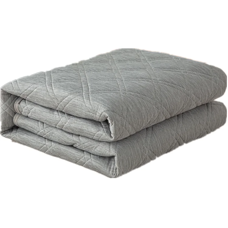 2022 New Design Luxury Ice Silk Cooling Mattress Pad Quilting Thailand Natural Latex Cooling Summer Sleeping Mat