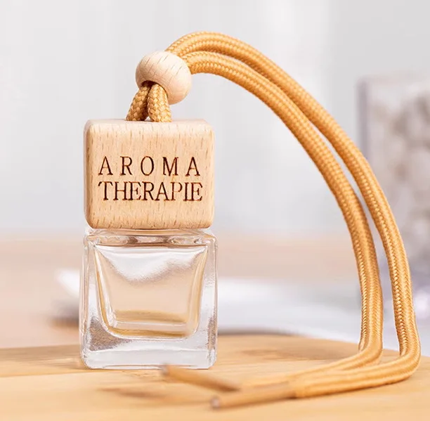 Car Vent Refillable Glass Air Freshener Hanging Car Diffuser Bottle with Wooden Lid for Home Fragrance