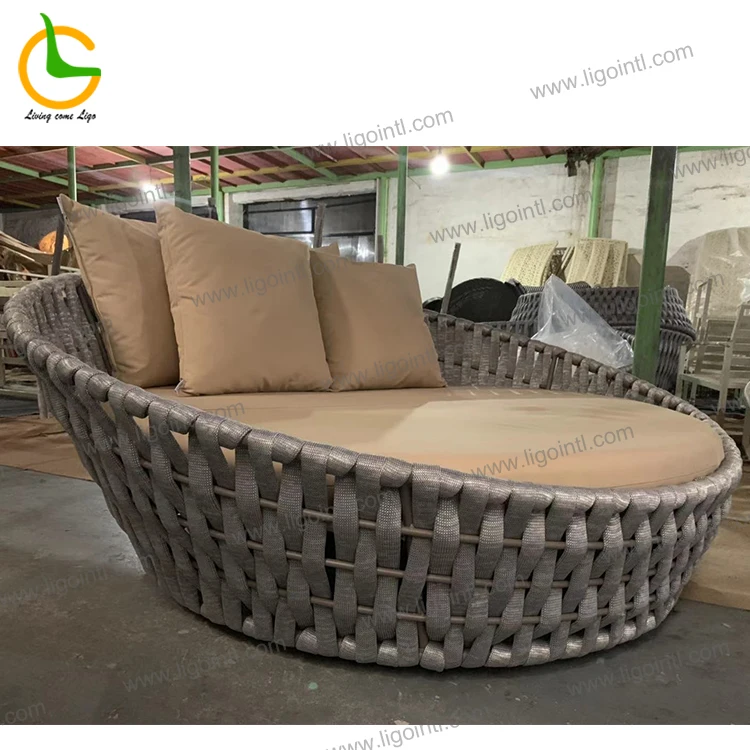 Popular Patio Waterproof outdoor round sofa bed rattan day bed big size sofa bed